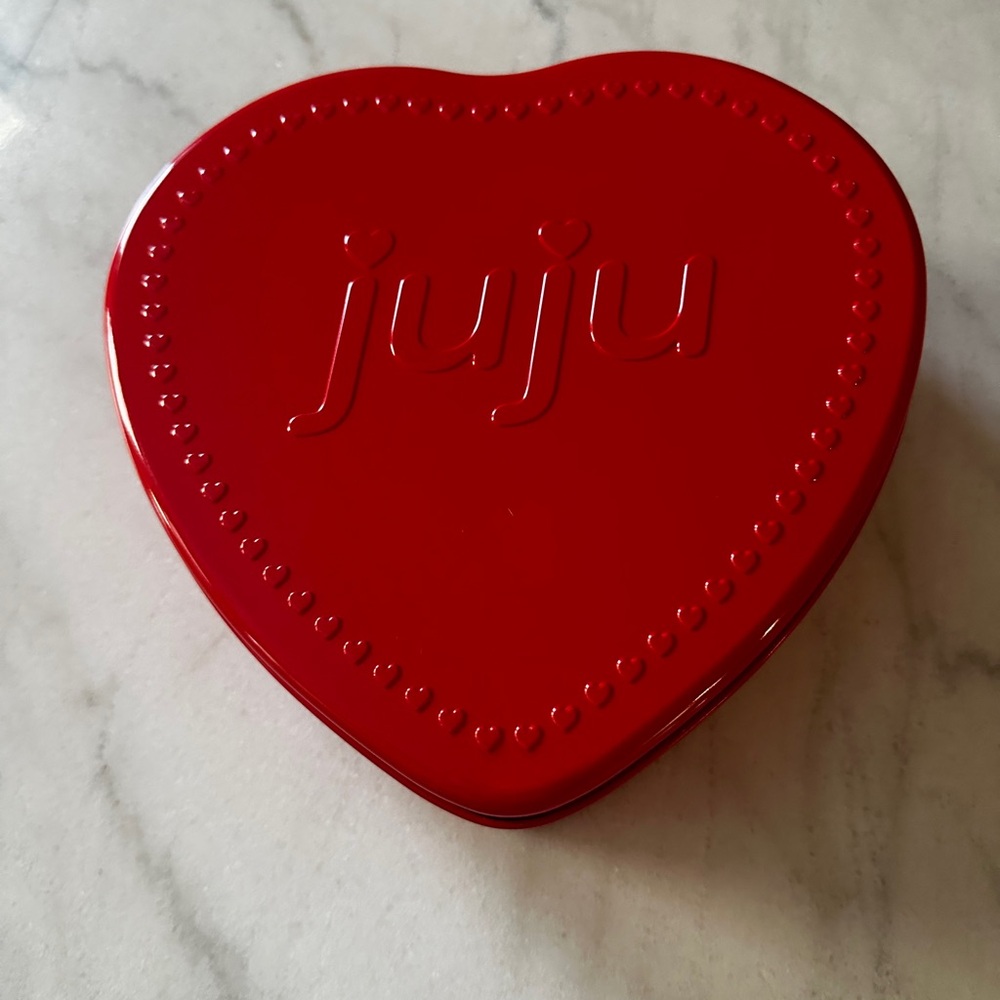 CJ Hendry JuJu-Mystery Box-Red Heart Collection - Picture 12 of 13